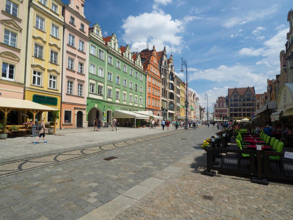 Majestic Residence -150M2 With Iconic Market Square View As Home Apartamenty R506 Wroclaw Bagian luar foto
