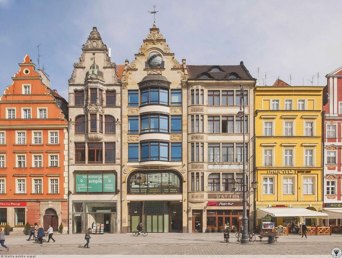 Majestic Residence -150M2 With Iconic Market Square View As Home Apartamenty R506 Wroclaw Bagian luar foto