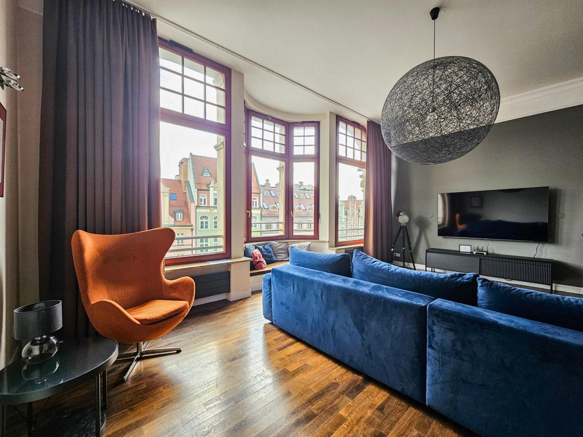 Majestic Residence -150M2 With Iconic Market Square View As Home Apartamenty R506 Wroclaw Bagian luar foto